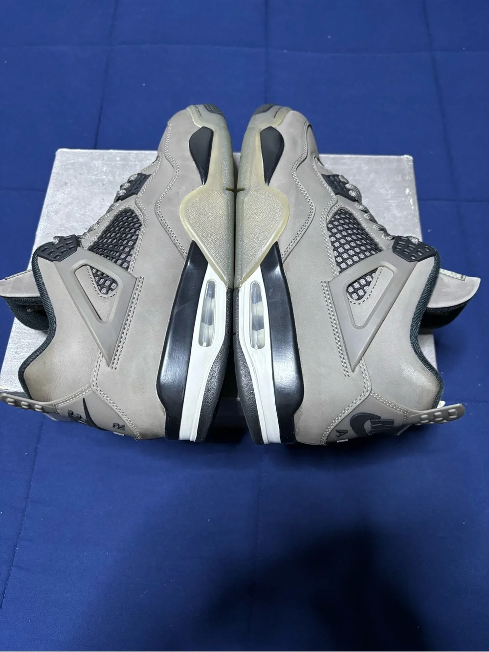 Jordan 4 Retro Cave Stone 2025 Size 10